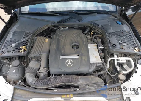 2018 Mercedes-Benz C 300 z USA, uszkodzony, nr VIN WDDWF4JB9JR315267